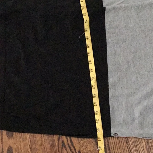 Colour Block Sweater Cape - Picture 6 of 8